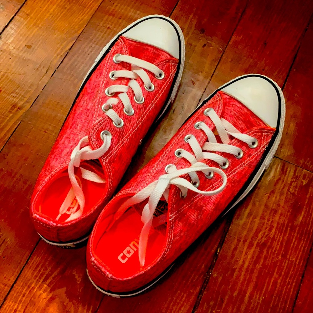COPY - Hot Pink Size 9(US) Converse